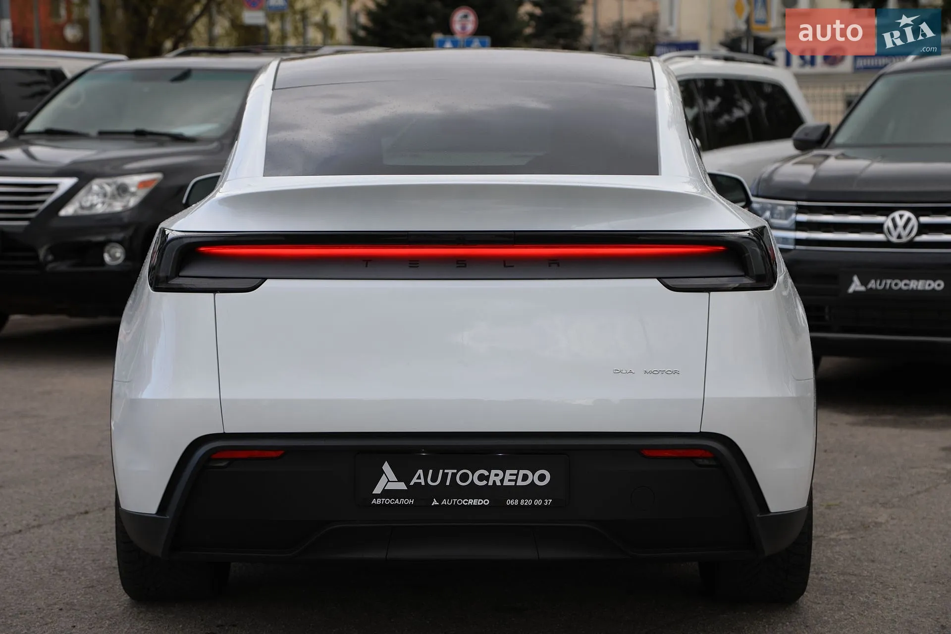 2025 Tesla Model Y - мініатюра 6