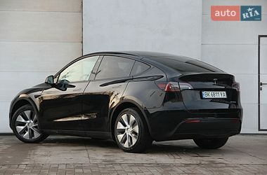 Позашляховик / Кросовер Tesla Model Y 2022 в Вараші