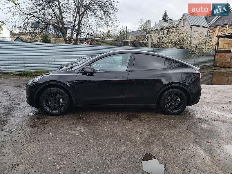 Внедорожник / Кроссовер Tesla Model Y 2022 в Харькове