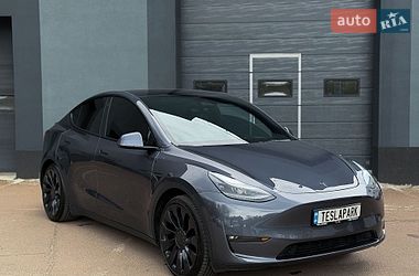 Внедорожник / Кроссовер Tesla Model Y 2022 в Киеве