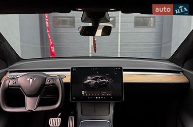 Внедорожник / Кроссовер Tesla Model Y 2022 в Киеве