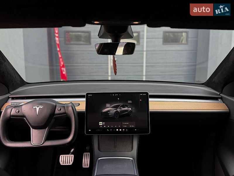Внедорожник / Кроссовер Tesla Model Y 2022 в Киеве