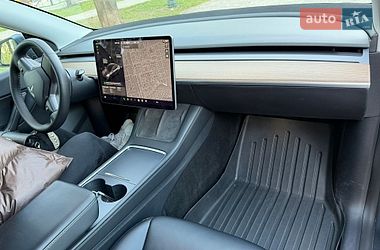 Внедорожник / Кроссовер Tesla Model Y 2021 в Харькове