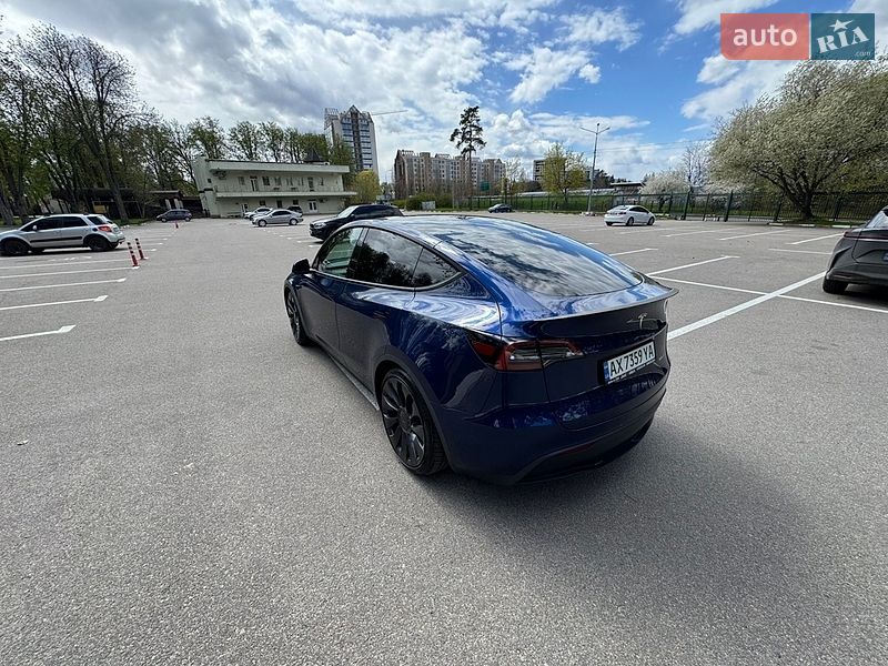 Внедорожник / Кроссовер Tesla Model Y 2023 в Харькове