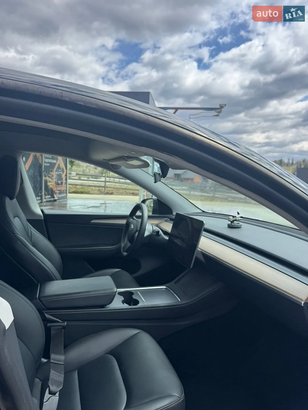 2023 Tesla Model Y - мініатюра 10