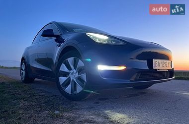 Позашляховик / Кросовер Tesla Model Y 2020 в Новоархангельську