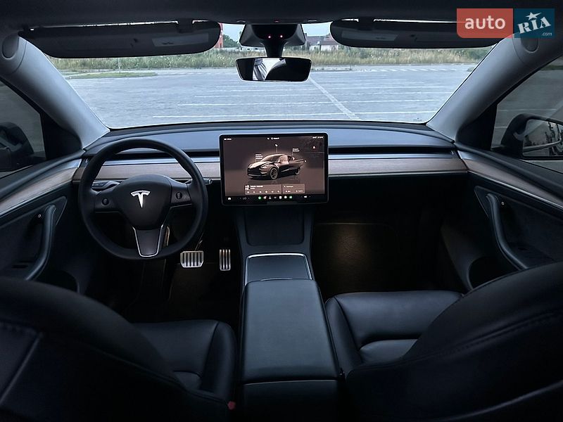 Внедорожник / Кроссовер Tesla Model Y 2022 в Киеве