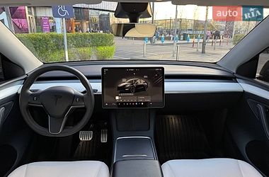 Позашляховик / Кросовер Tesla Model Y 2022 в Києві