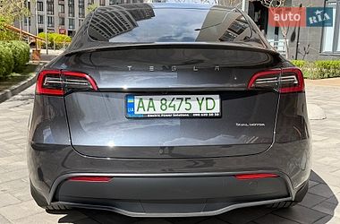 Внедорожник / Кроссовер Tesla Model Y 2024 в Киеве