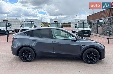 Внедорожник / Кроссовер Tesla Model Y 2022 в Ровно