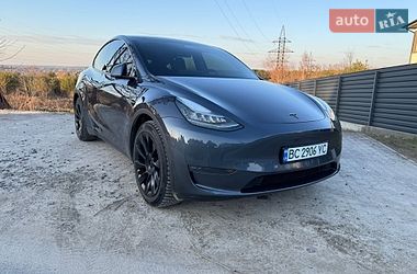 Позашляховик / Кросовер Tesla Model Y 2020 в Новояворівську