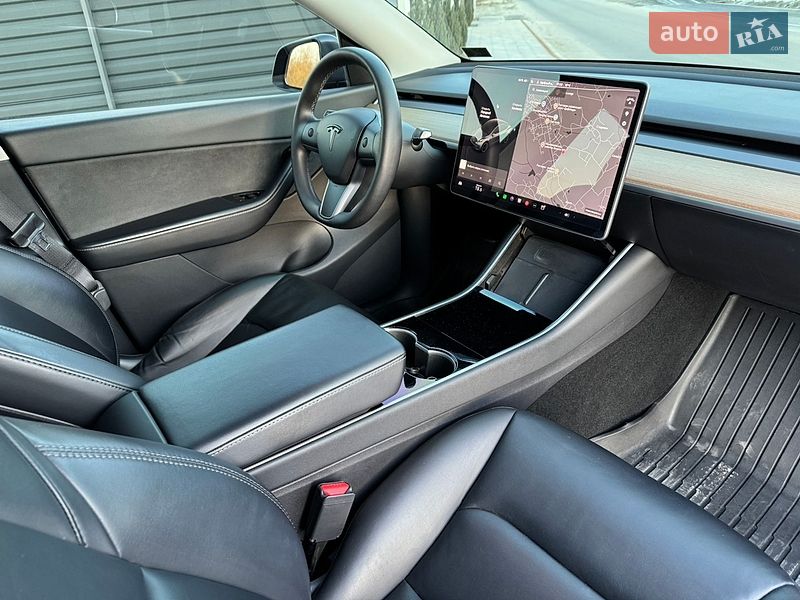 Внедорожник / Кроссовер Tesla Model Y 2020 в Новояворовске