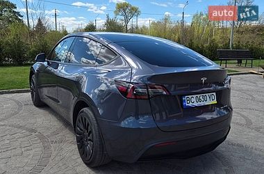 Внедорожник / Кроссовер Tesla Model Y 2023 в Львове