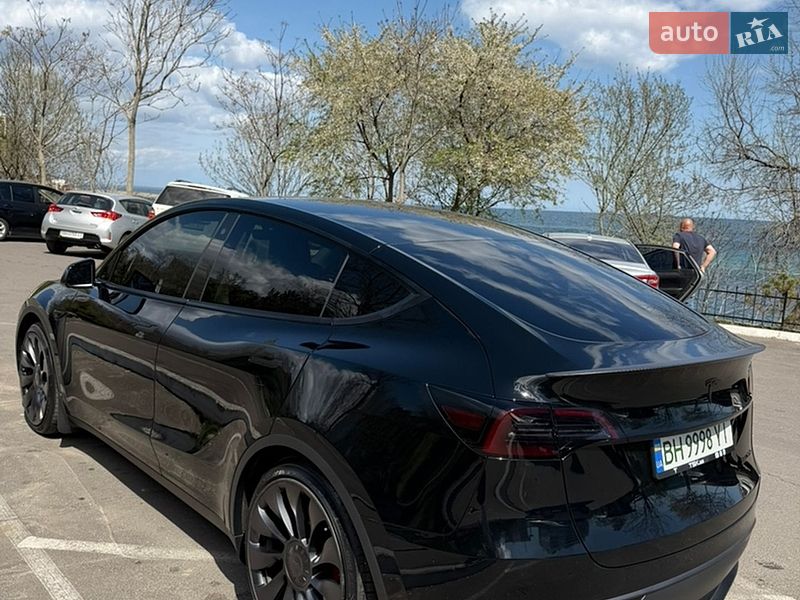 Внедорожник / Кроссовер Tesla Model Y 2023 в Одессе
