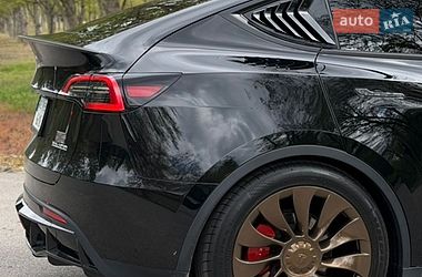 Внедорожник / Кроссовер Tesla Model Y 2023 в Днепре