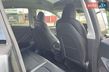 Позашляховик / Кросовер Tesla Model Y 2024 в Києві