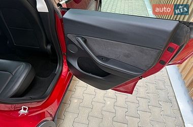 Позашляховик / Кросовер Tesla Model Y 2023 в Львові