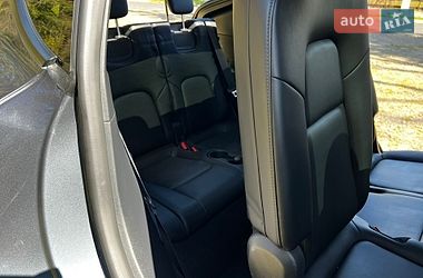 Позашляховик / Кросовер Tesla Model Y 2023 в Долині
