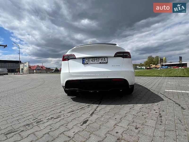 Внедорожник / Кроссовер Tesla Model Y 2021 в Черновцах