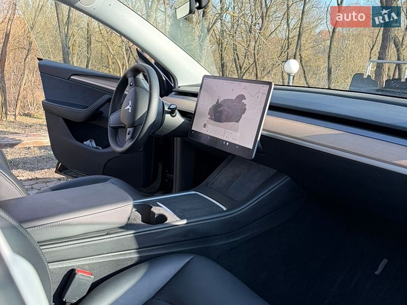 Внедорожник / Кроссовер Tesla Model Y 2023 в Хоросткове фото 6 Внедорожник / Кроссовер Tesla Model Y 2023 в Хоросткове