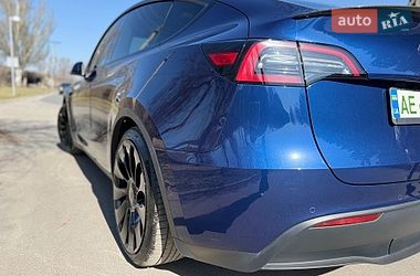 Позашляховик / Кросовер Tesla Model Y 2022 в Дніпрі