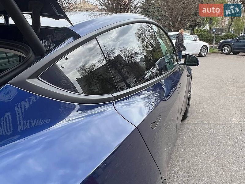 Внедорожник / Кроссовер Tesla Model Y 2023 в Черкассах
