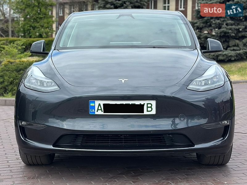 Позашляховик / Кросовер Tesla Model Y 2024 в Дніпрі