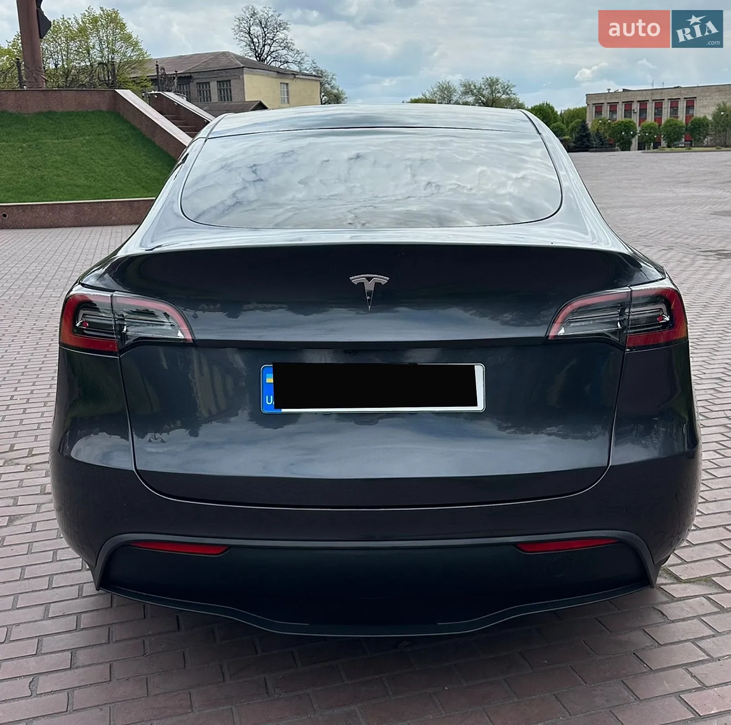 2024 Tesla Model Y - мініатюра 10
