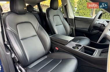 Внедорожник / Кроссовер Tesla Model Y 2022 в Киеве