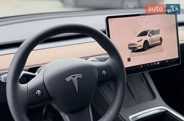 Внедорожник / Кроссовер Tesla Model Y 2024 в Запорожье