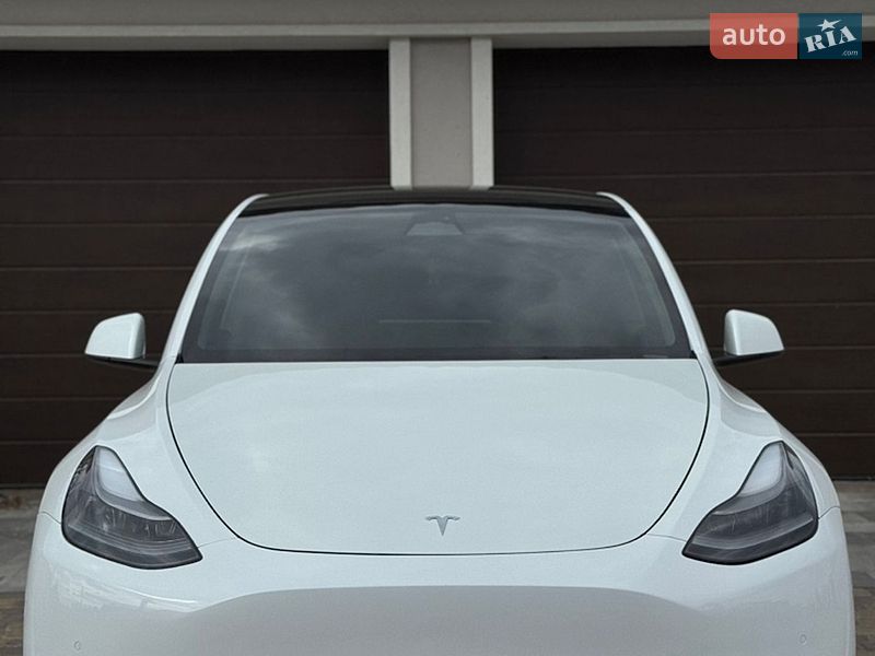 Внедорожник / Кроссовер Tesla Model Y 2022 в Киеве