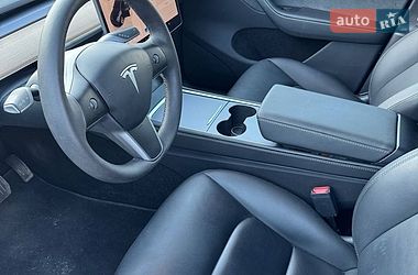Позашляховик / Кросовер Tesla Model Y 2024 в Києві