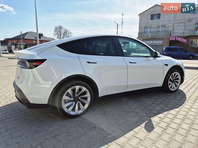 Внедорожник / Кроссовер Tesla Model Y 2025 в Виннице