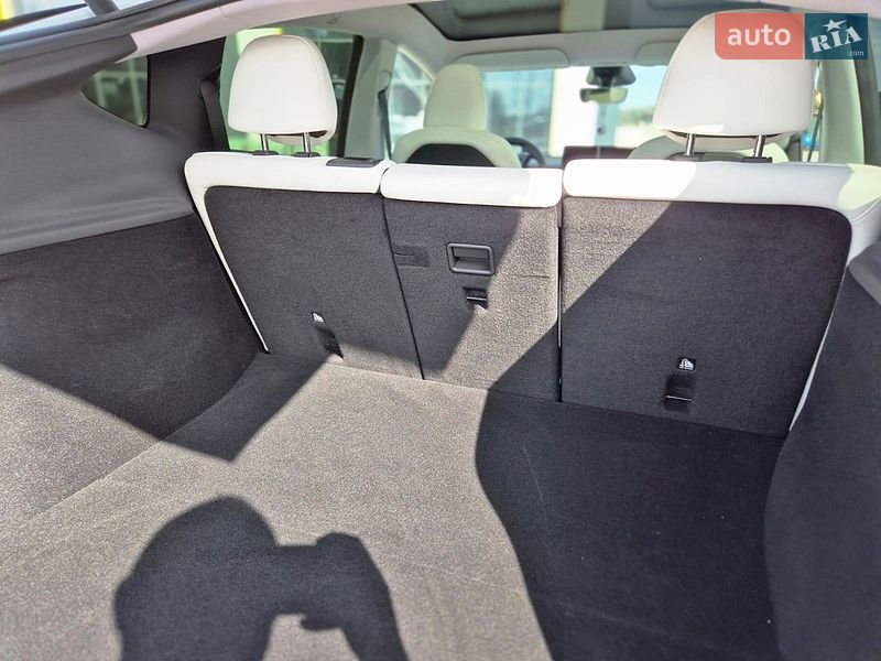 Внедорожник / Кроссовер Tesla Model Y 2025 в Виннице