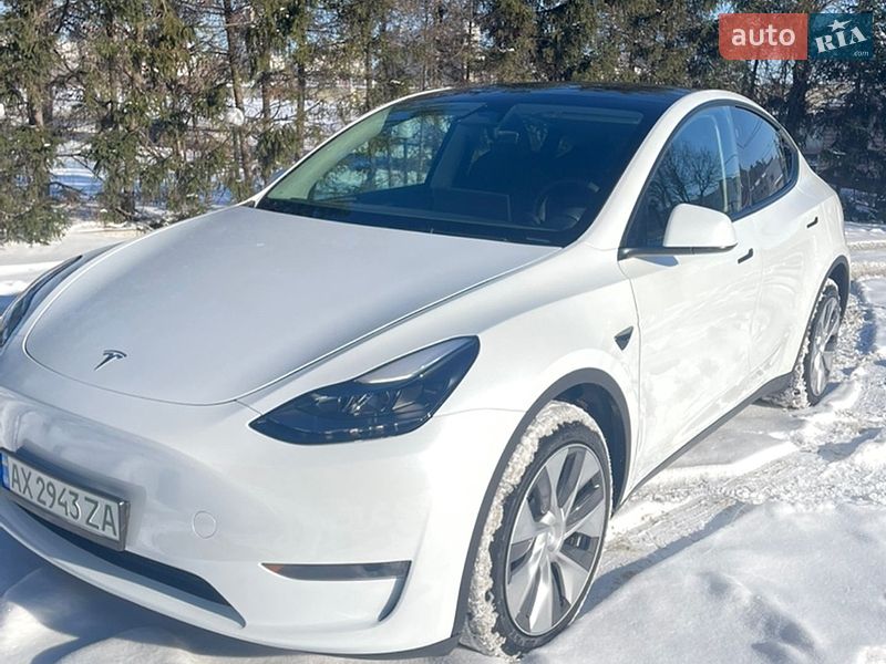 Внедорожник / Кроссовер Tesla Model Y 2023 в Харькове