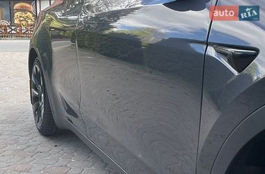 Внедорожник / Кроссовер Tesla Model Y 2023 в Дрогобыче