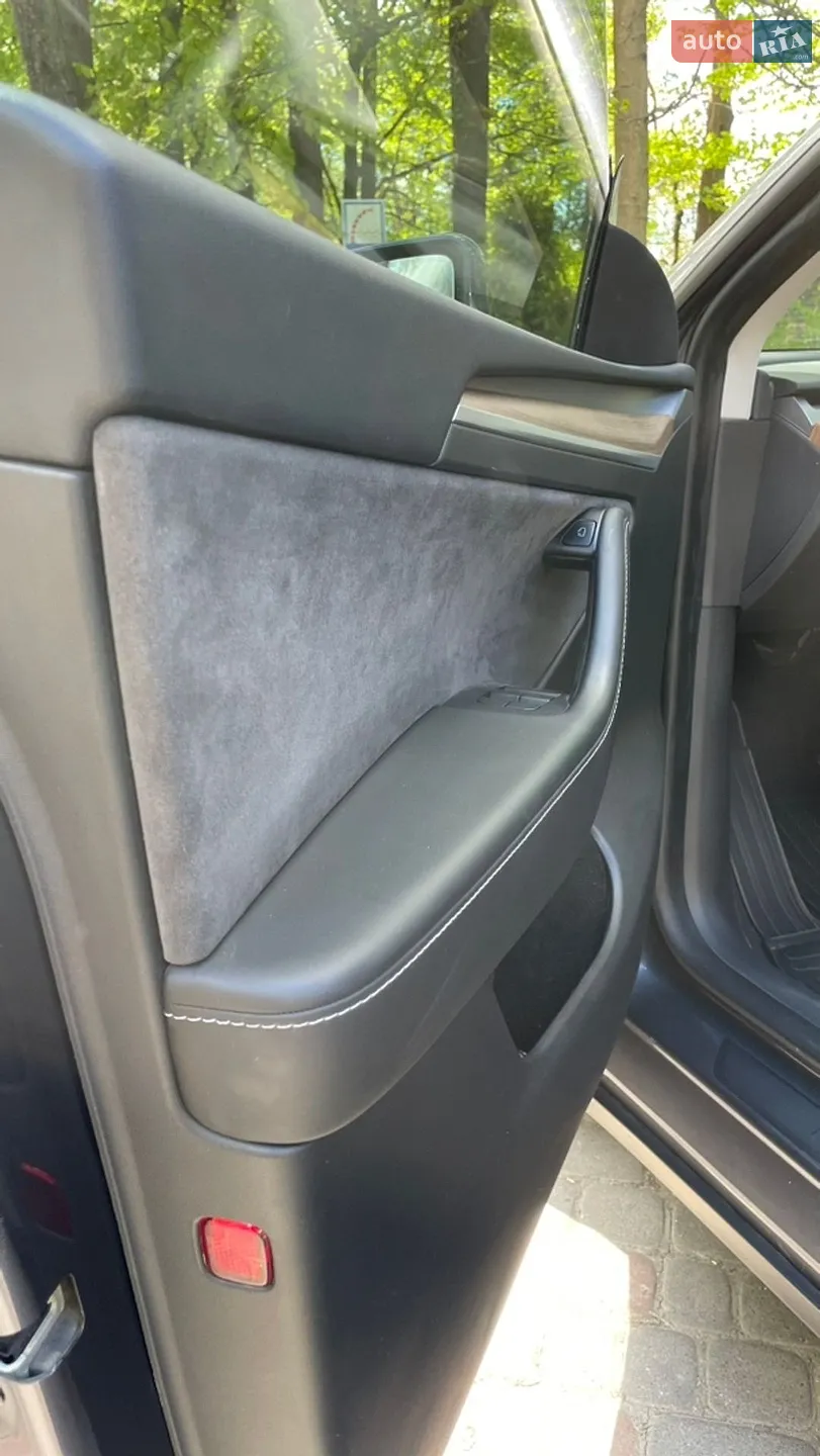 2023 Tesla Model Y - мініатюра 26