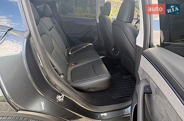 Внедорожник / Кроссовер Tesla Model Y 2025 в Днепре