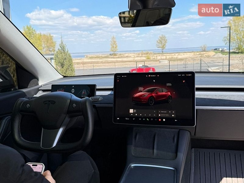 Позашляховик / Кросовер Tesla Model Y 2022 в Черкасах