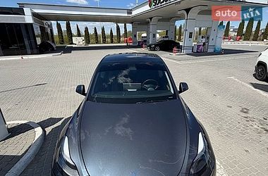 Внедорожник / Кроссовер Tesla Model Y 2021 в Львове