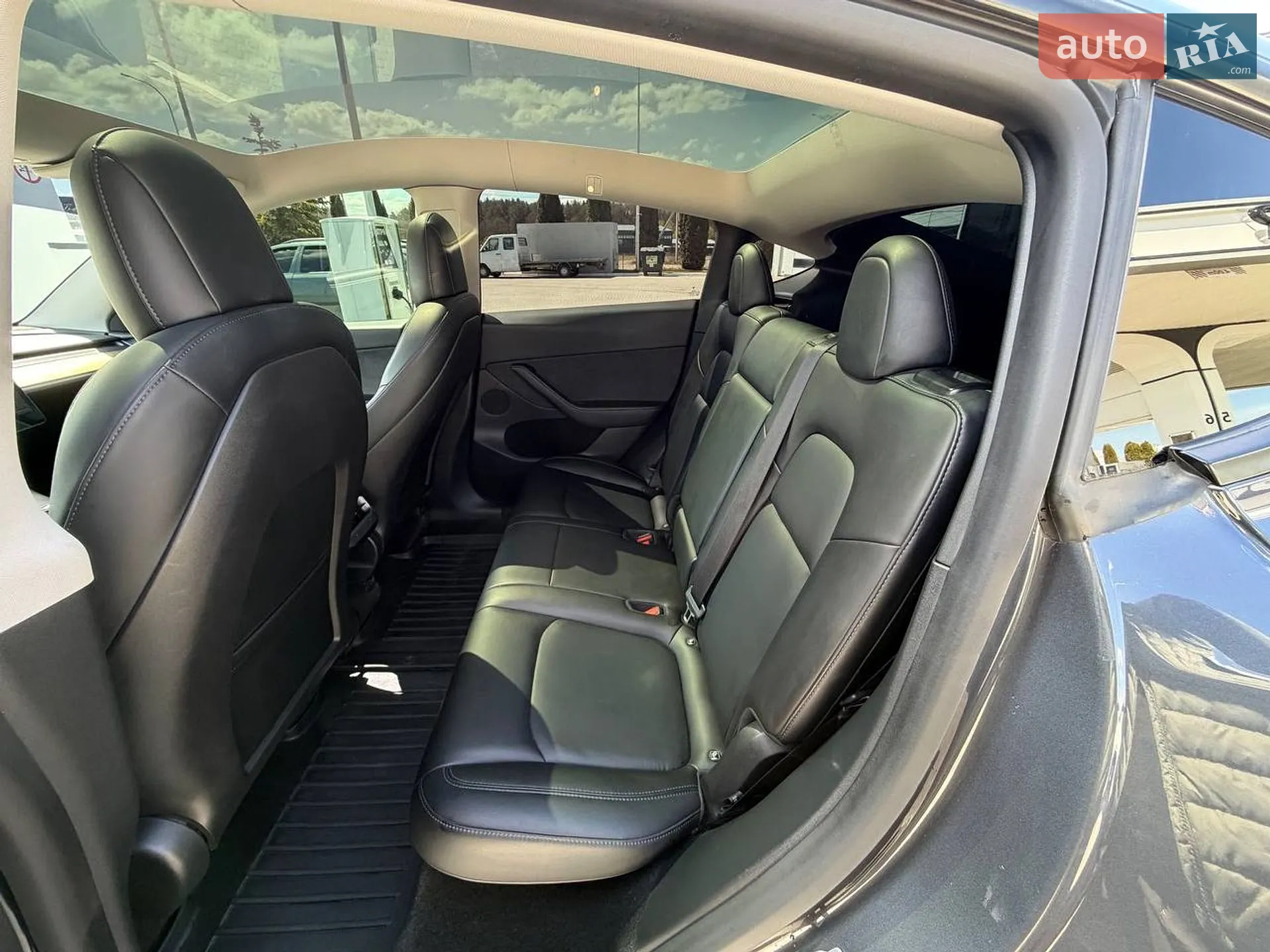 2021 Tesla Model Y - мініатюра 13