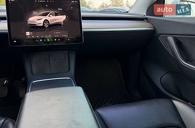 Позашляховик / Кросовер Tesla Model Y 2022 в Харкові