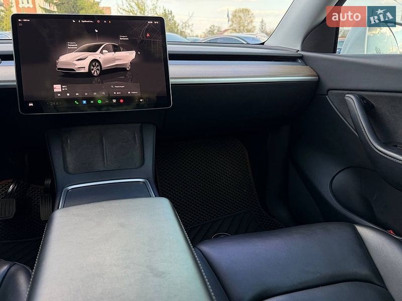 Позашляховик / Кросовер Tesla Model Y 2022 в Харкові