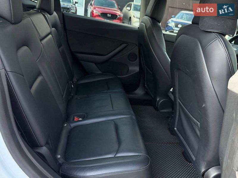 Позашляховик / Кросовер Tesla Model Y 2022 в Харкові
