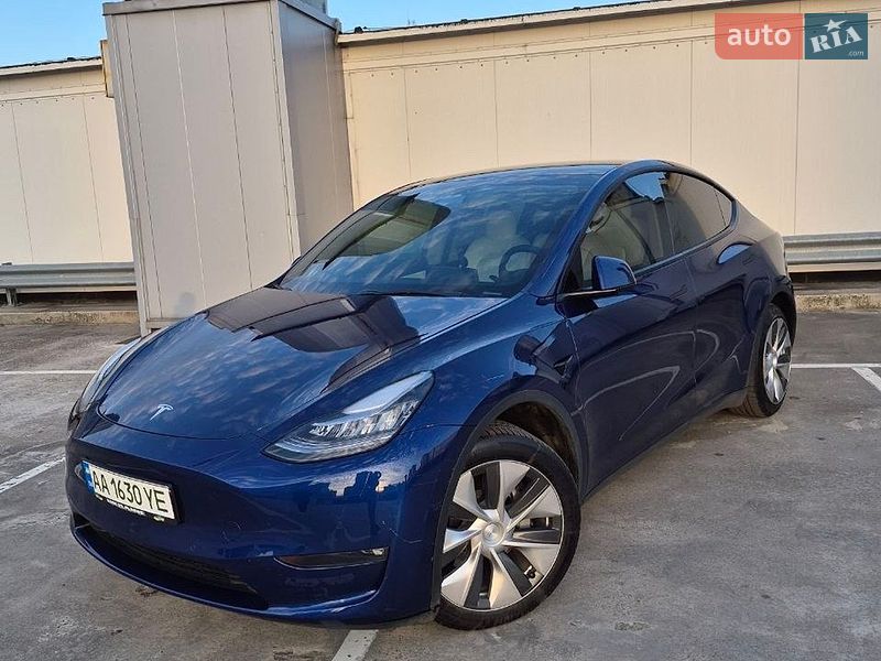 Tesla Model Y 2021