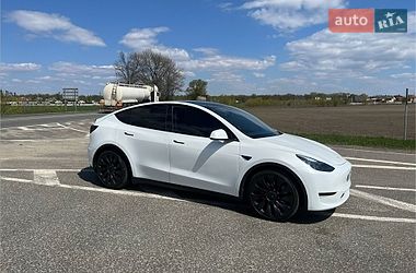 Внедорожник / Кроссовер Tesla Model Y 2022 в Черкассах