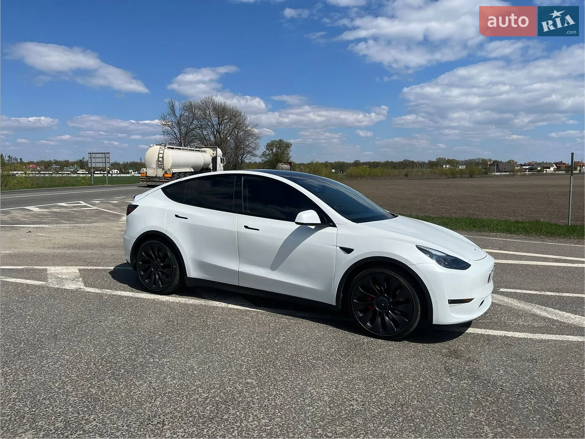 2022 Tesla Model Y - мініатюра 13
