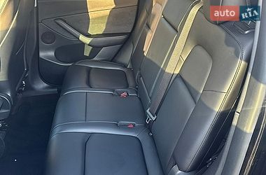 Внедорожник / Кроссовер Tesla Model Y 2021 в Бродах