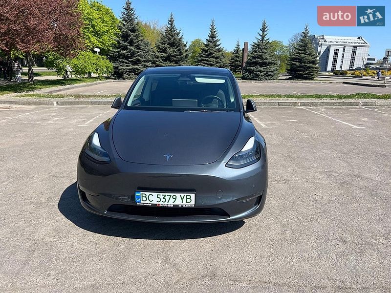 Позашляховик / Кросовер Tesla Model Y 2022 в Львові