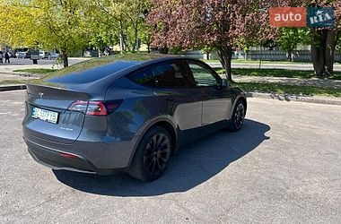 Позашляховик / Кросовер Tesla Model Y 2022 в Львові